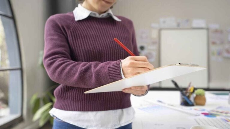 CUET Exam Day Guidelines: Reporting & Gate Closing Time, Allowed & Barred Items, Checklist